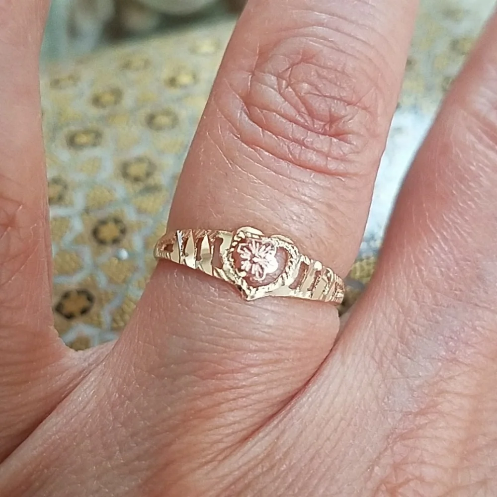 14k Yellow & Rose gold Diamond cut Heart Flower Ring